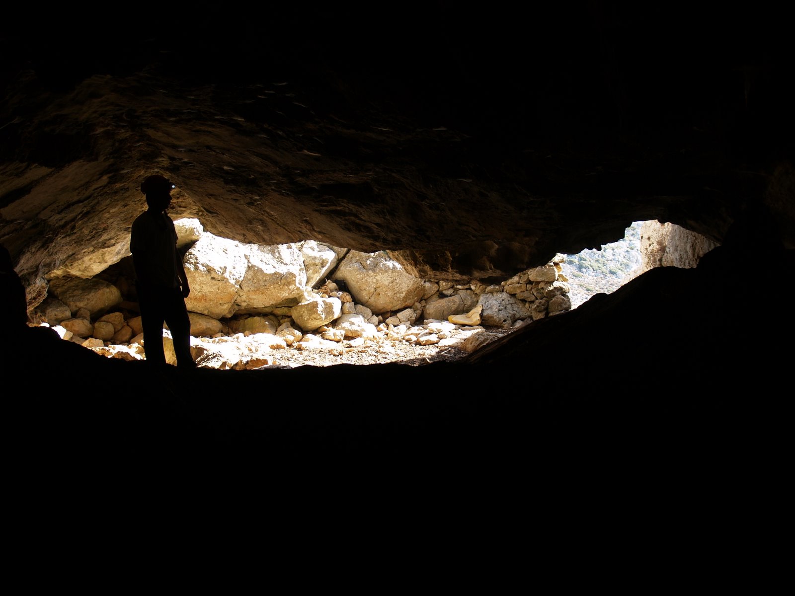 Mapping Therospilios cave, Sitanos